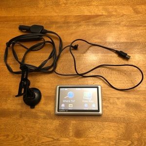 Garmin nüvi 1450 Vehicle GPS Navigation System